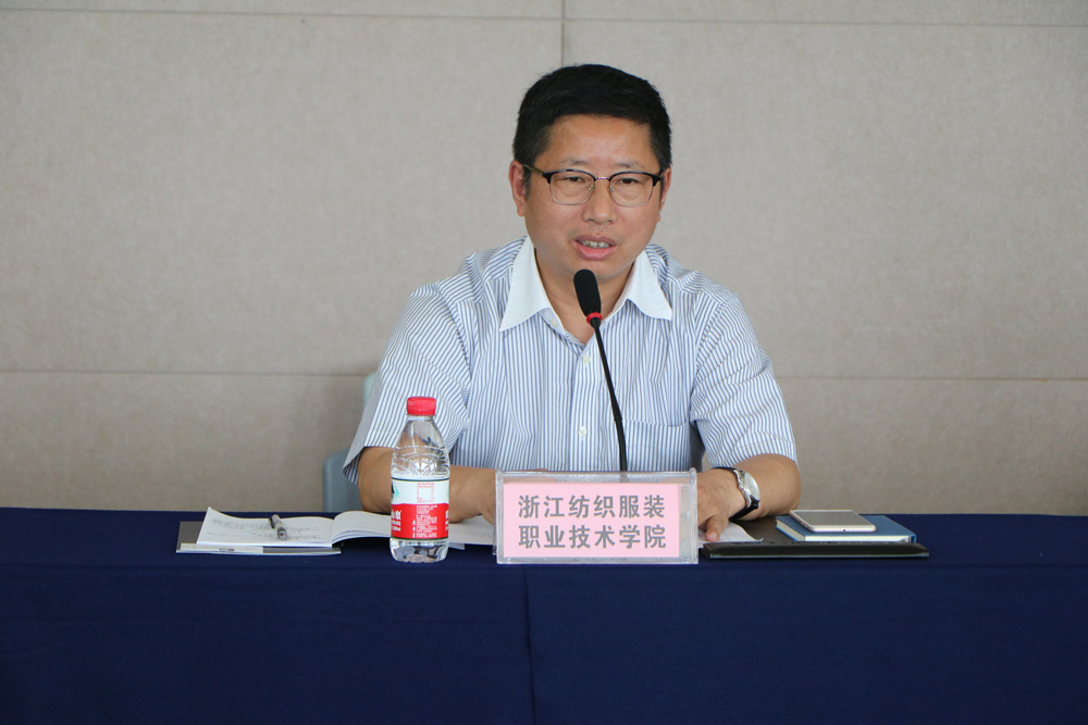 理事会5-.jpg