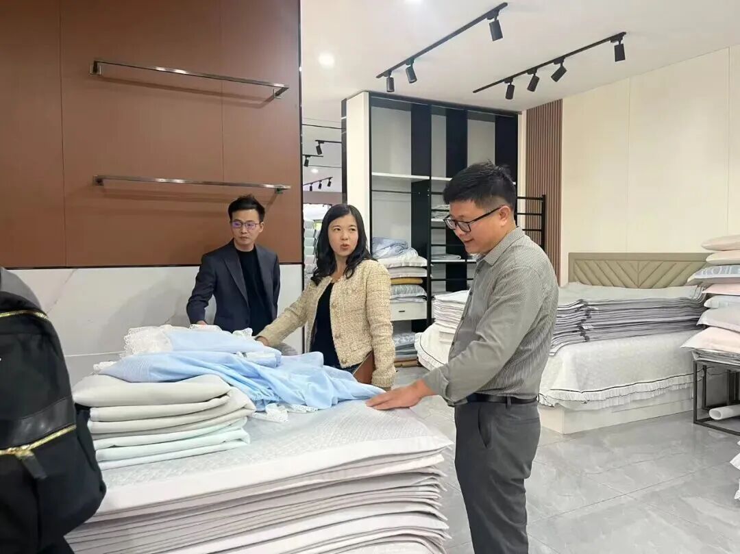 1764482717424476.jpg 2.jpg